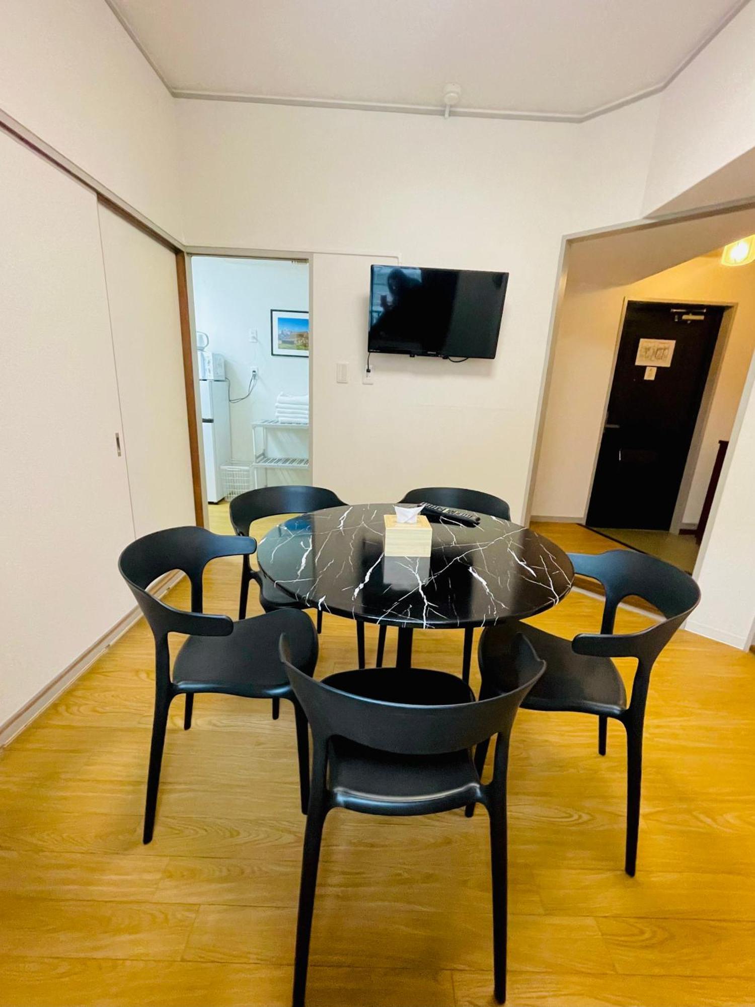嵐 難波西 民宿 Bed And Breakfast Osaka Quarto foto